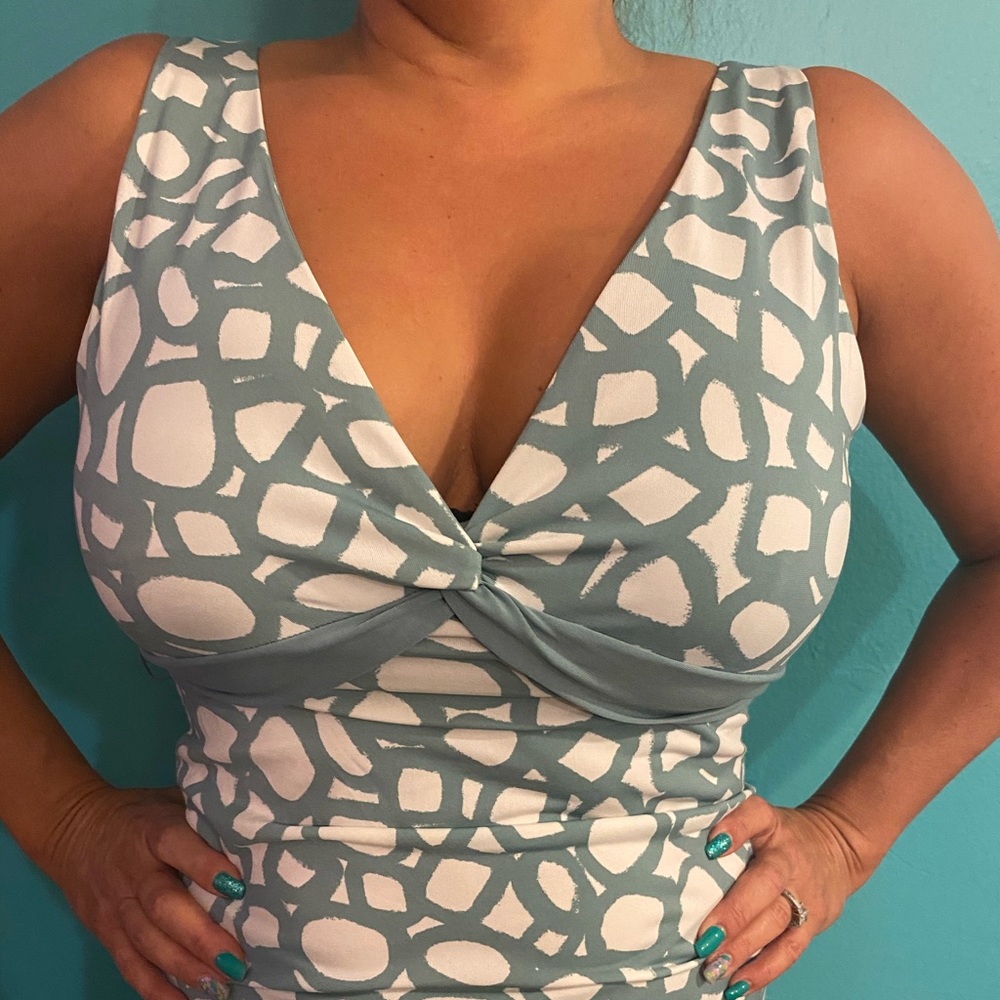 Bcbg top